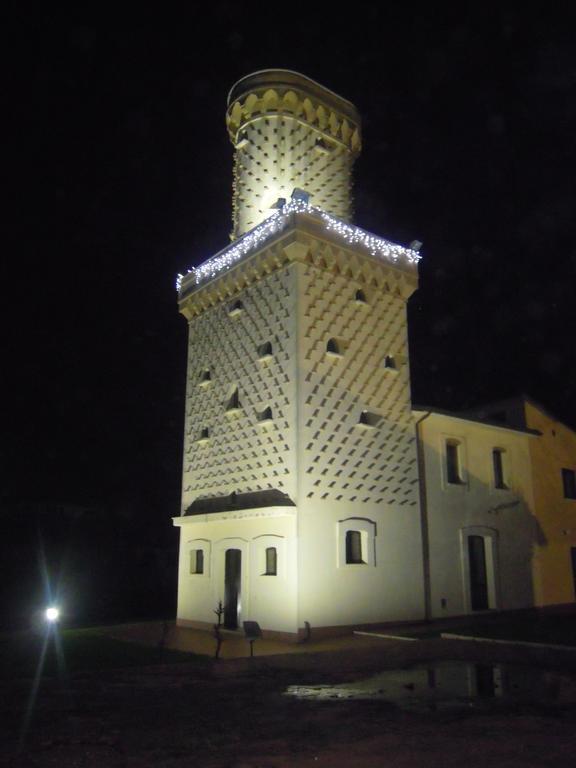 فيلا La Vecchia Torre San Nicola Manfredi المظهر الخارجي الصورة