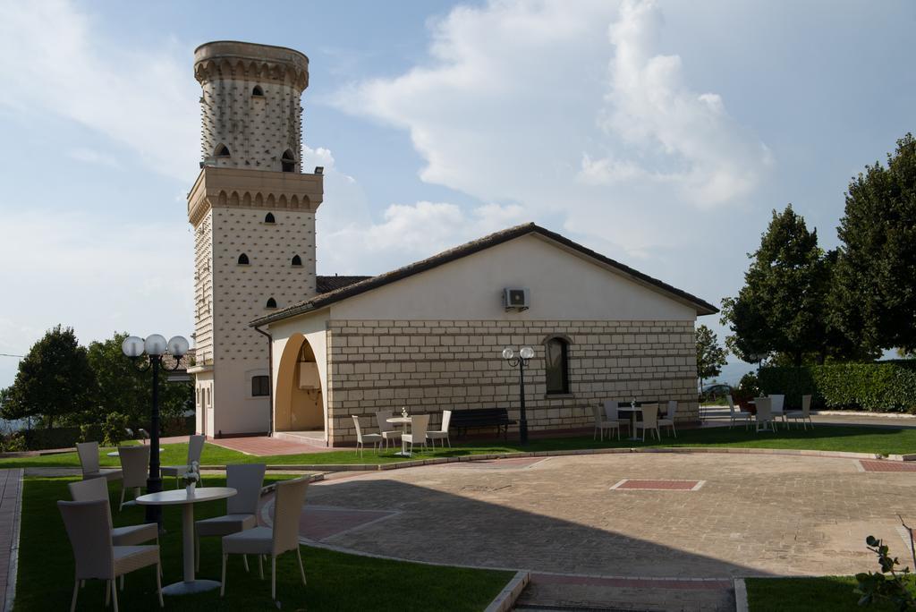 فيلا La Vecchia Torre San Nicola Manfredi المظهر الخارجي الصورة